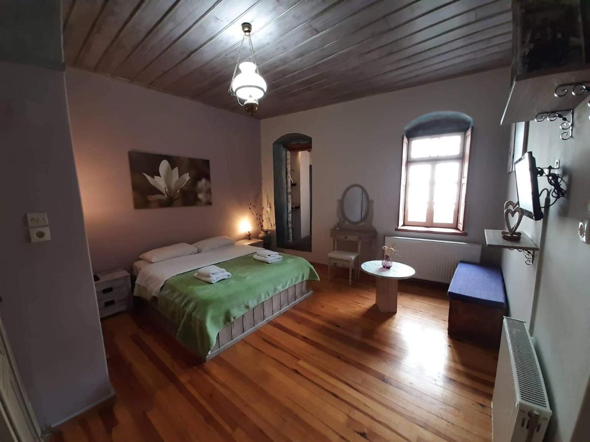 Lichovo Hotel Папигко Екстериор снимка