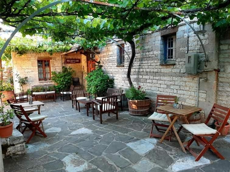 Lichovo Hotel Папигко Екстериор снимка